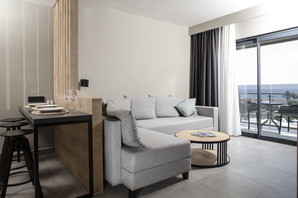 Green Garden Resort & Spa Hotel — Hotel rooms in Alanya