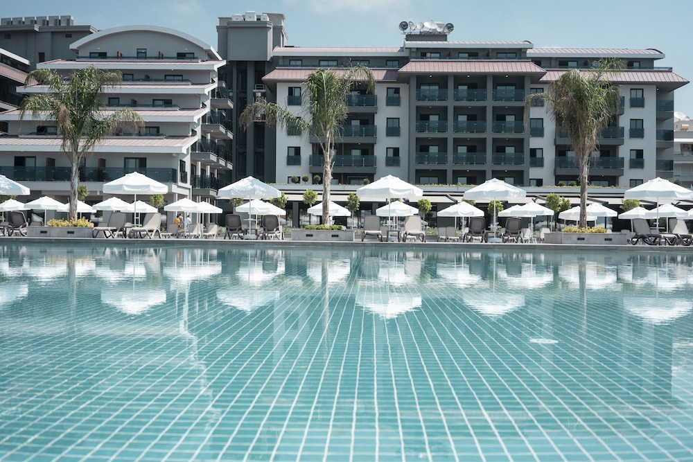 Green Garden Resort & Spa Hotel - zdjęcie 2