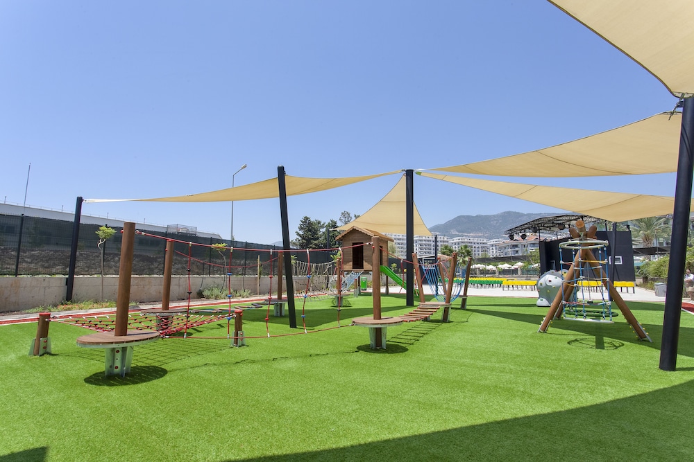 Green Garden Resort & Spa Hotel — Sports & recreation in Alanya