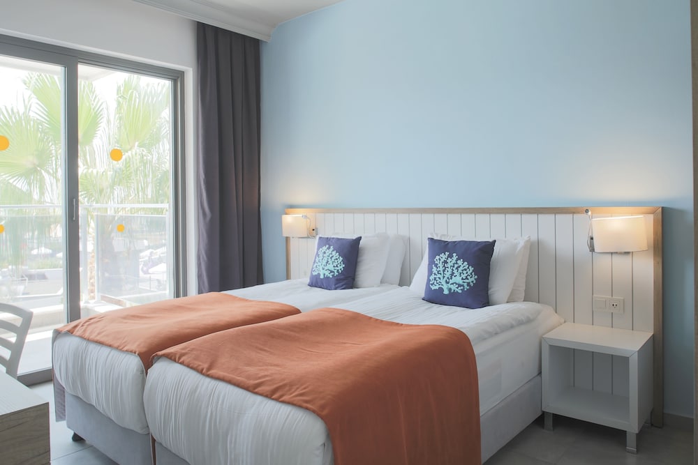Green Garden Resort & Spa Hotel — Hotel rooms in Alanya