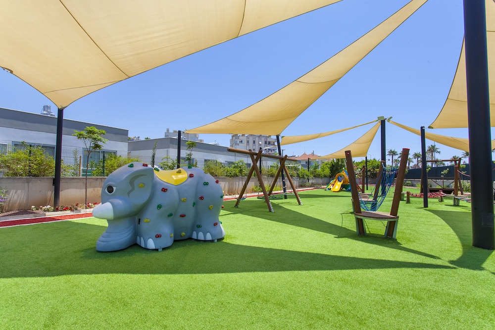 Green Garden Resort & Spa Hotel — Attractions for children in Alanya
