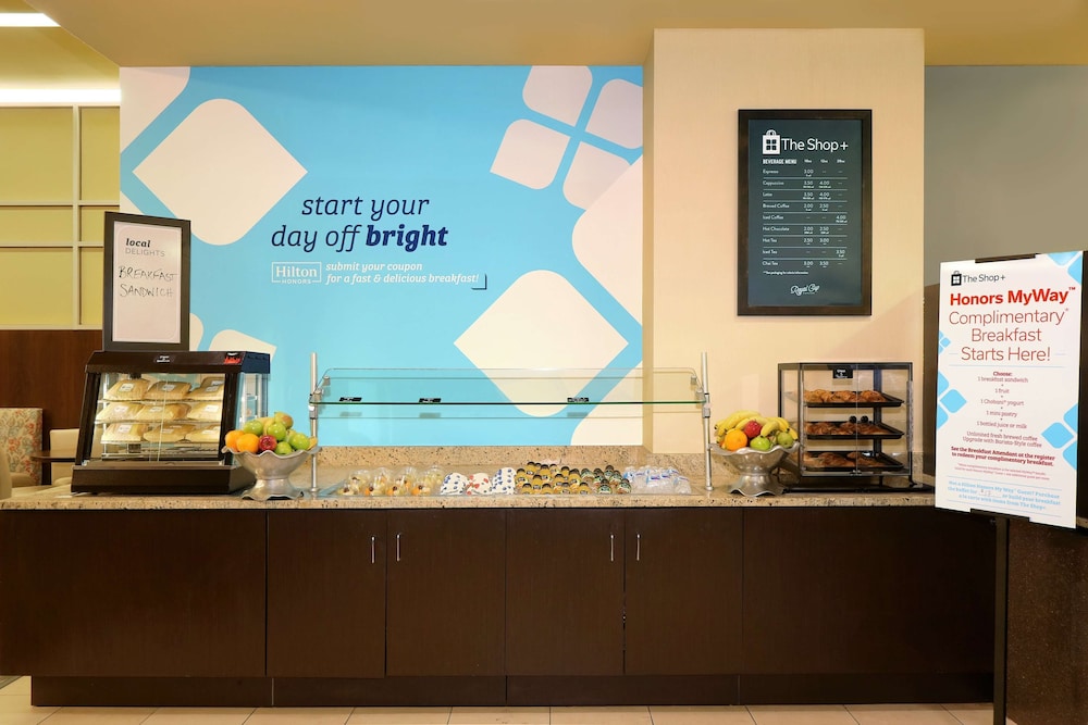 Hilton Garden Inn New York/West 35th Street — Restaurant & bars in New York City, New York State