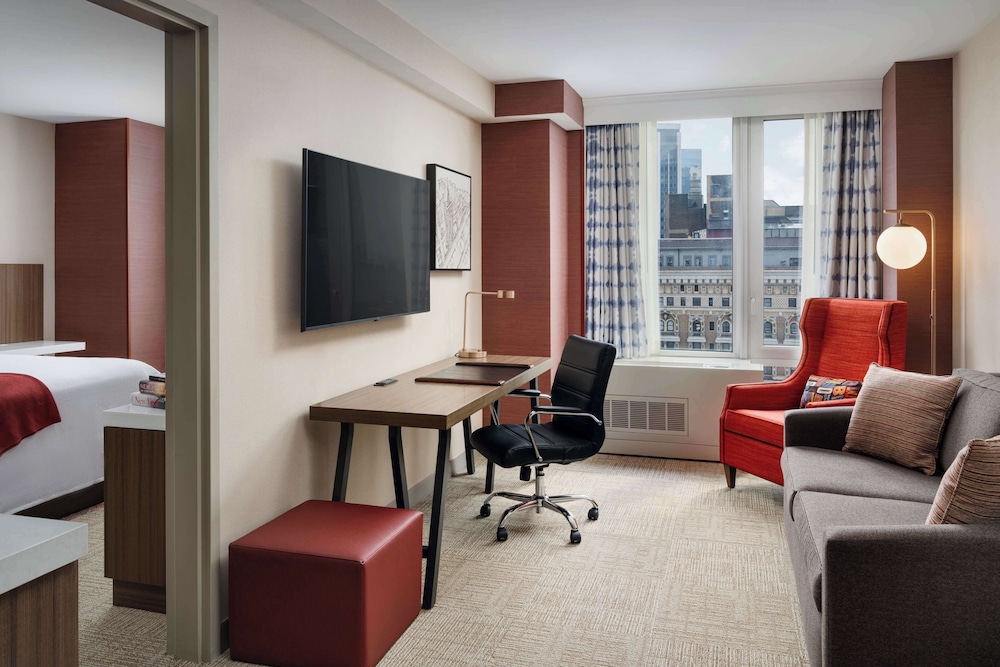 Hilton Garden Inn New York/West 35th Street — Hotel rooms in New York City, New York State