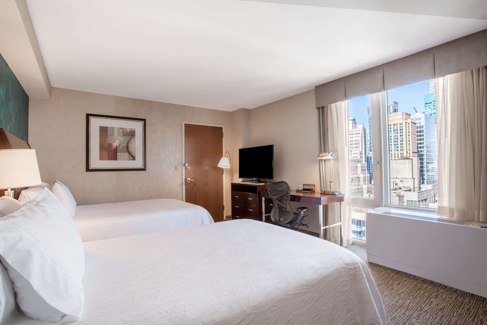 Hilton Garden Inn New York/West 35th Street — Hotel rooms in New York City, New York State