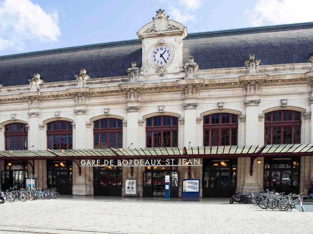 Bordeaux (7 dni) w ibis Bordeaux Centre Bastide z BER