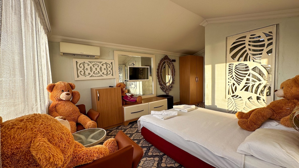Club Hotel Anjeliq — Hotel rooms in Alanya