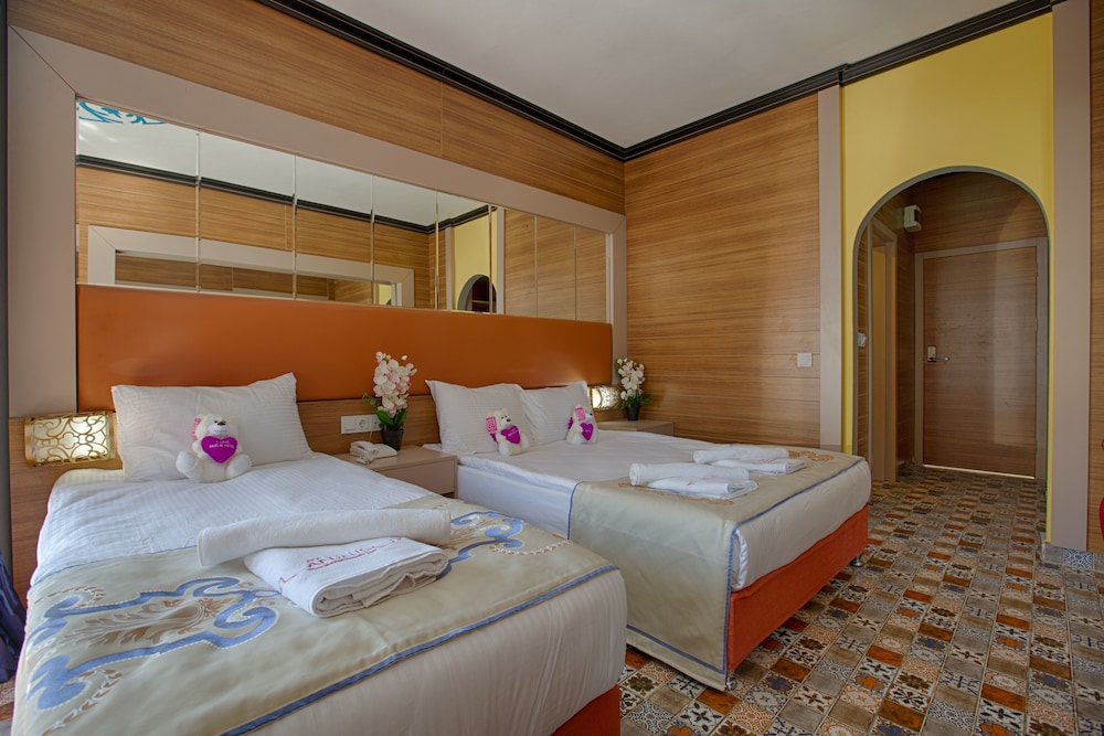 Club Hotel Anjeliq — Hotel rooms in Alanya
