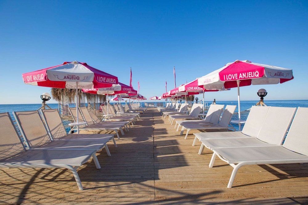 Club Hotel Anjeliq — Beach in Alanya