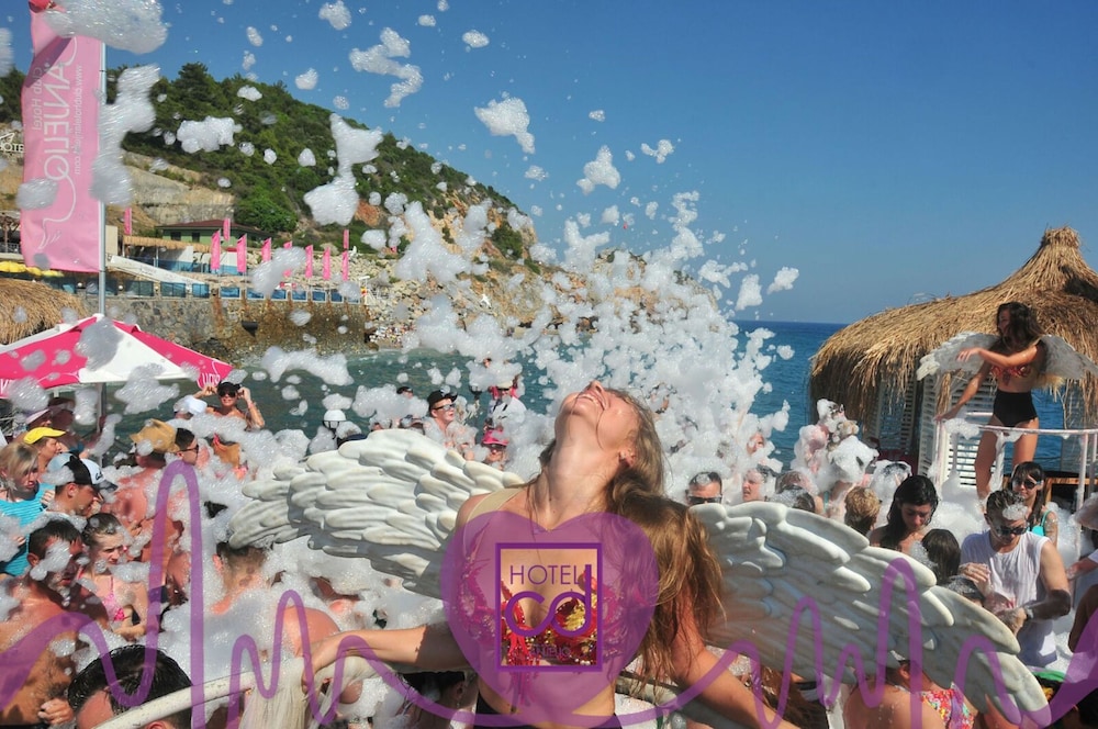 Club Hotel Anjeliq — Beach in Alanya