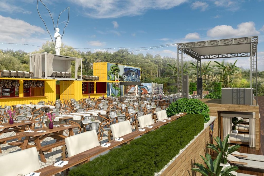 Club Hotel Anjeliq — Restaurant & bars in Alanya