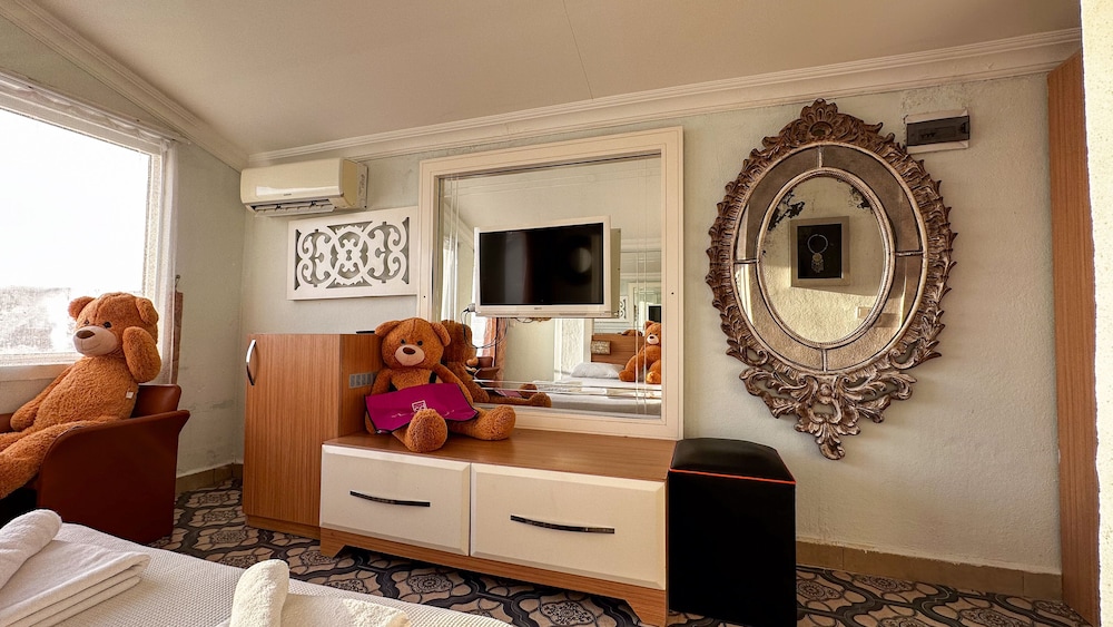 Club Hotel Anjeliq — Hotel rooms in Alanya