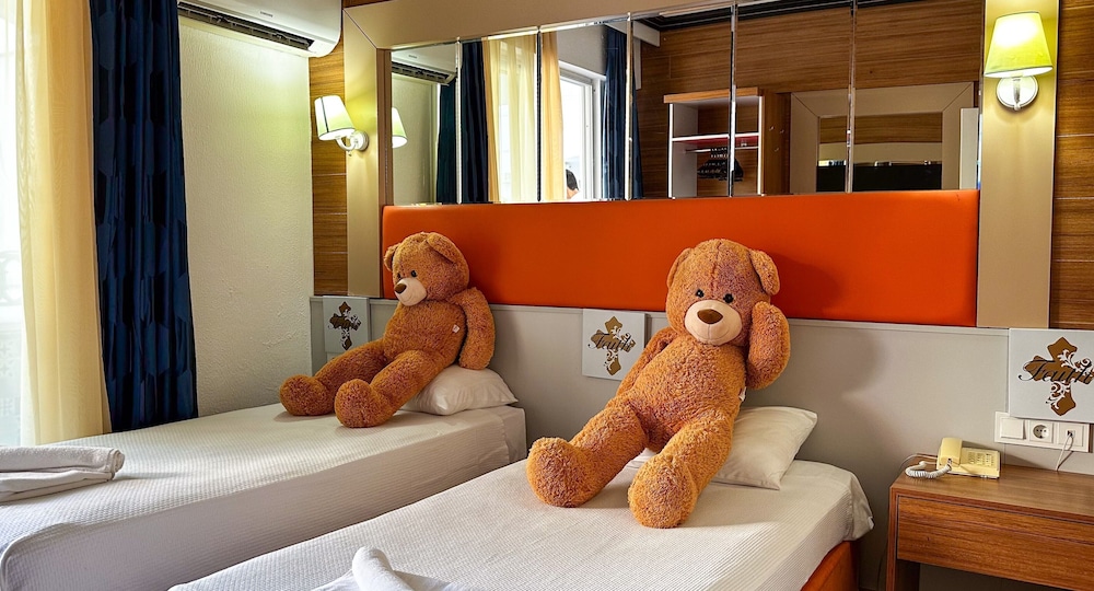 Club Hotel Anjeliq — Hotel rooms in Alanya