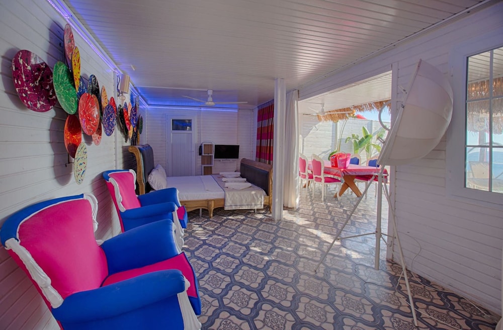 Club Hotel Anjeliq — Hotel rooms in Alanya