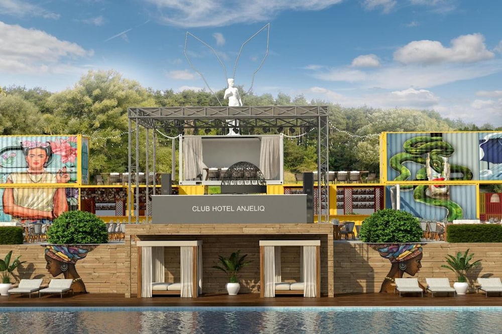Club Hotel Anjeliq — Restaurant & bars in Alanya