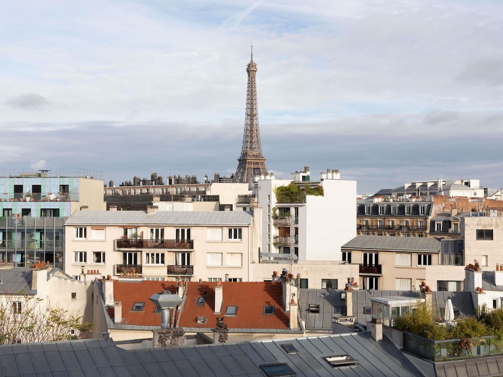 ibis Paris Tour Eiffel Cambronne 15ème — Attractions in the area in Paris, Ile-de-France