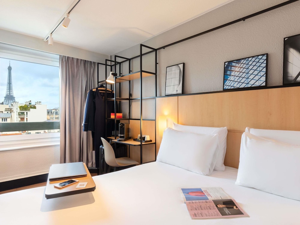 ibis Paris Tour Eiffel Cambronne 15ème — Hotel rooms in Paris, Ile-de-France