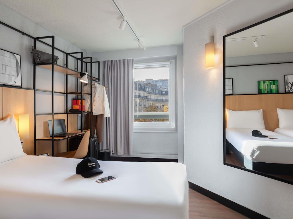 ibis Paris Tour Eiffel Cambronne 15ème — Hotel rooms in Paris, Ile-de-France