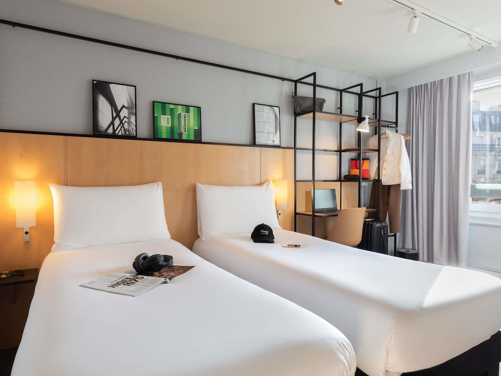 ibis Paris Tour Eiffel Cambronne 15ème — Hotel rooms in Paris, Ile-de-France