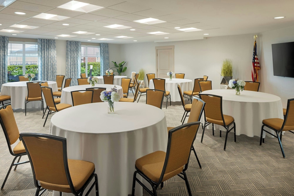 Residence Inn by Marriott Amelia Island — Restaurant & bars in Amelia Island, Florida