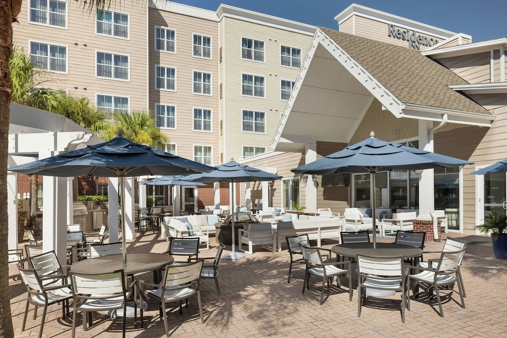 Residence Inn by Marriott Amelia Island — Hotel building in Amelia Island, Florida
