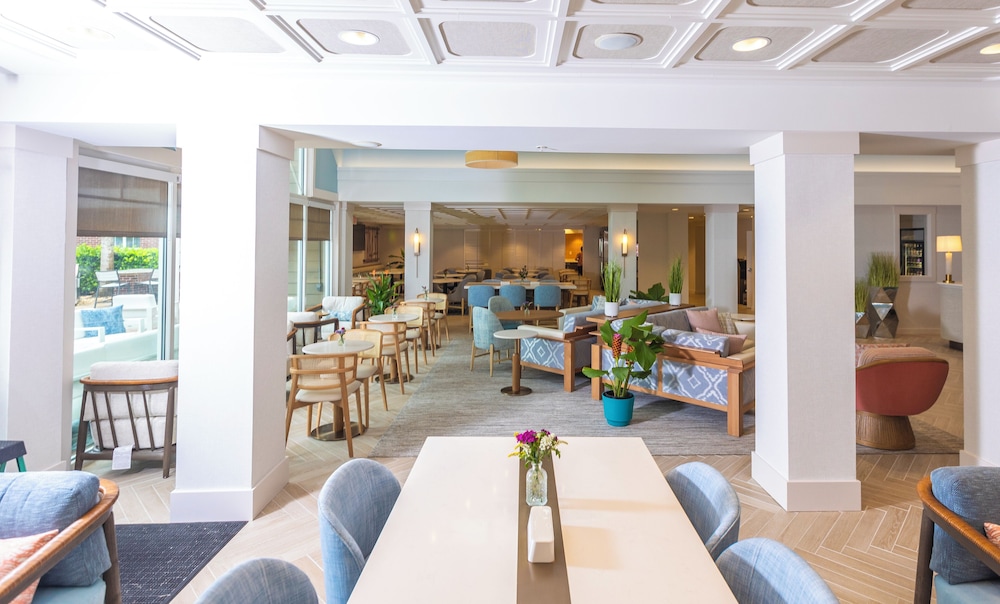 Residence Inn by Marriott Amelia Island — Restaurant & bars in Amelia Island, Florida