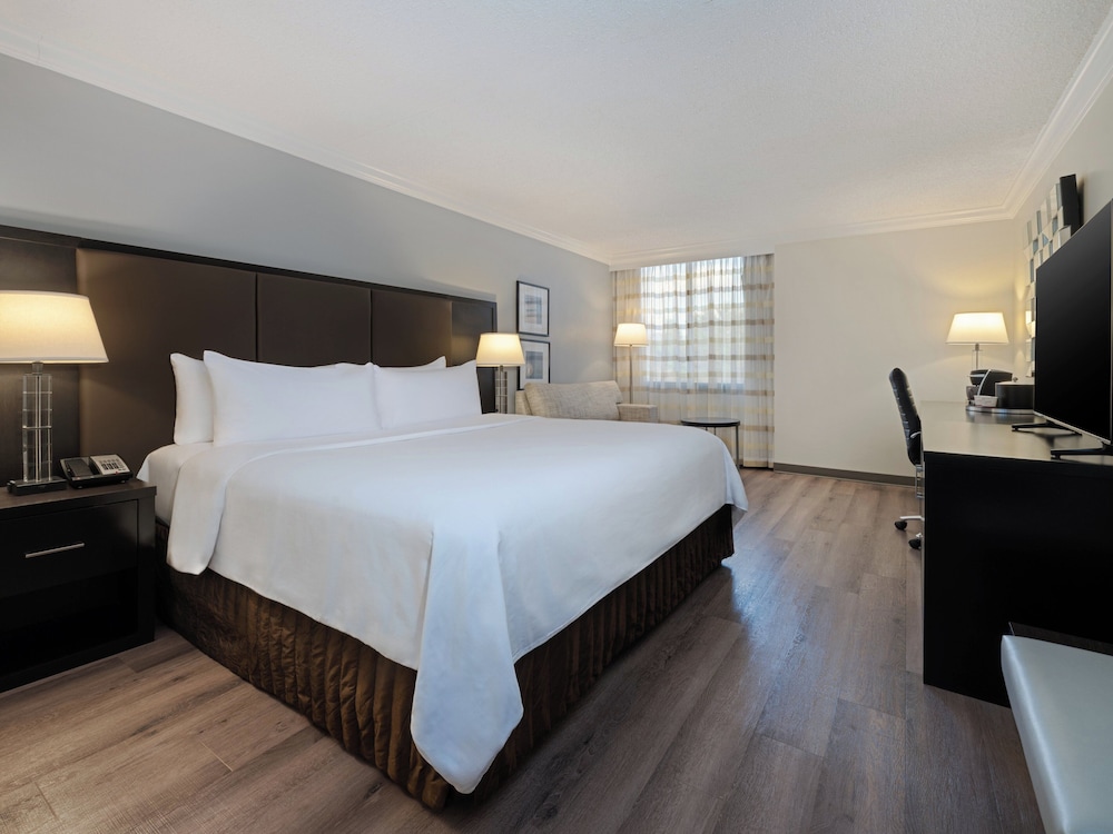 Crowne Plaza Suffern - Mahwah by IHG — Hotel rooms in Suffern, New York State