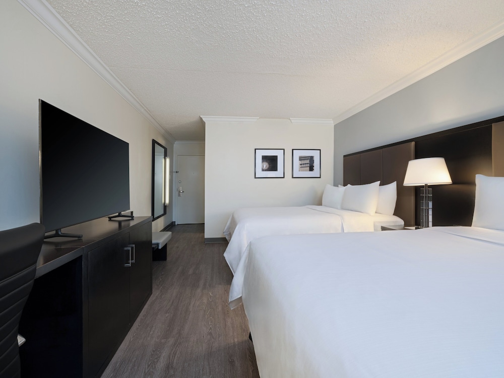 Crowne Plaza Suffern - Mahwah by IHG — Hotel rooms in Suffern, New York State