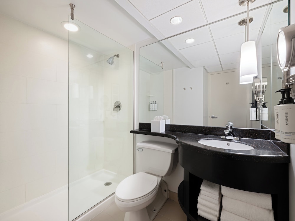 Crowne Plaza Suffern - Mahwah by IHG — Hotel rooms in Suffern, New York State