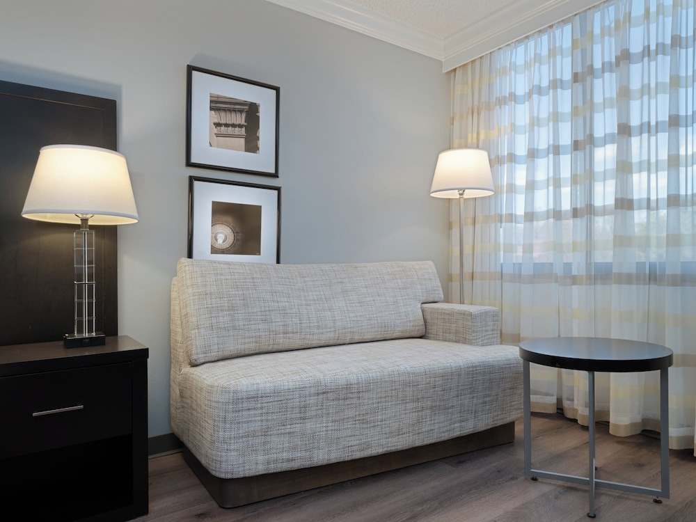 Crowne Plaza Suffern - Mahwah by IHG — Hotel rooms in Suffern, New York State