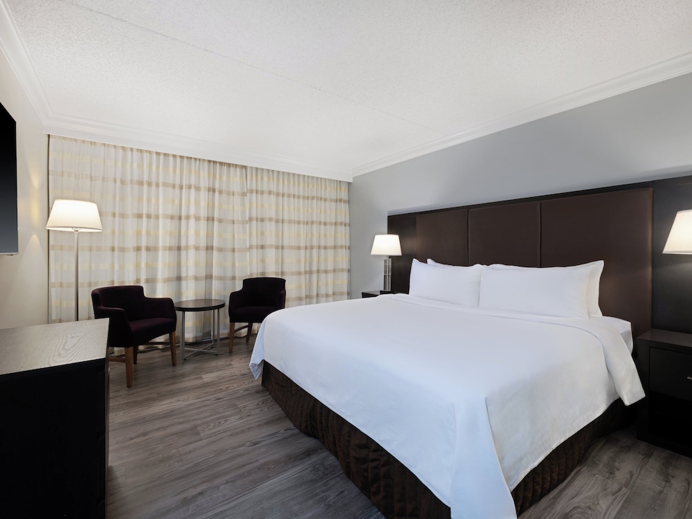 Crowne Plaza Suffern - Mahwah by IHG — Hotel rooms in Suffern, New York State