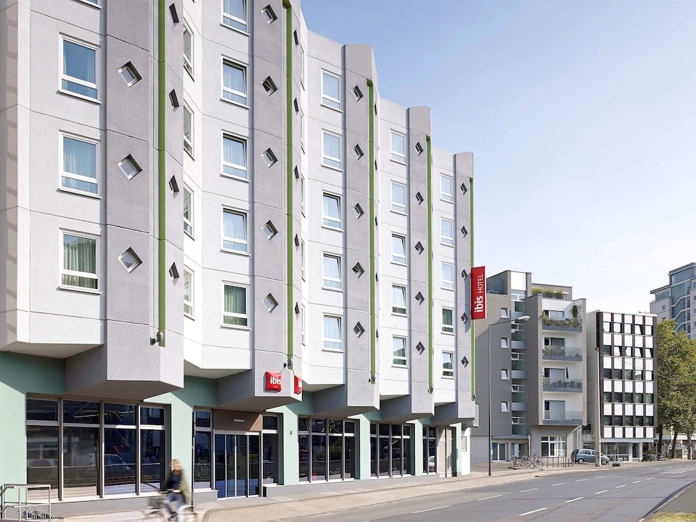 . ibis Hotel Köln Centrum