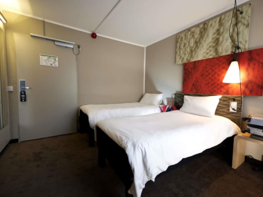 ibis Hotel Köln Centrum — Hotel rooms in Cologne, North Rhine-Westphalia