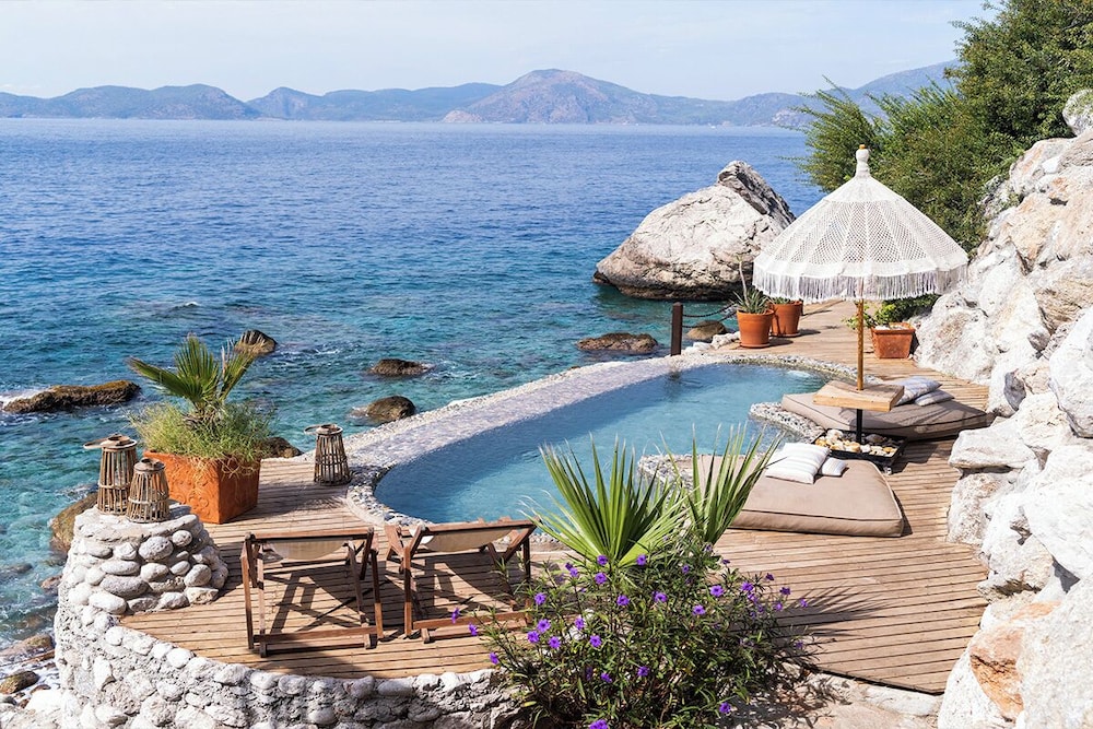. Nautical Hotel Adults Only