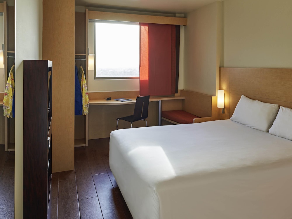 ibis Cancun Centro — Rooms in Cancun, Quintana Roo