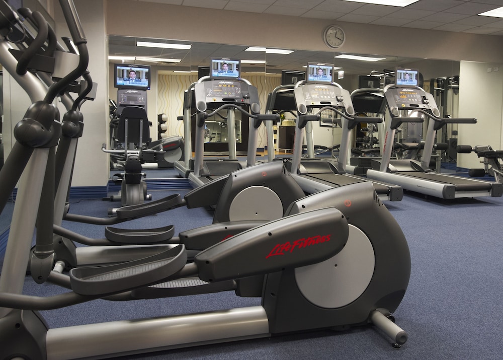 Kinzie Hotel — Sports & recreation in Chicago, Illinois