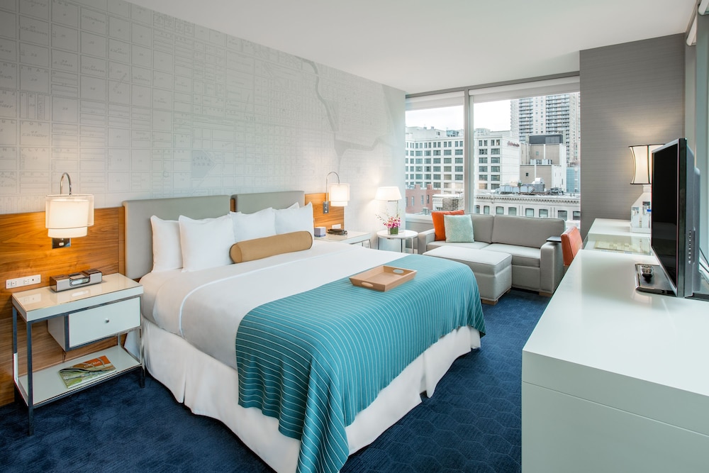 Kinzie Hotel — Hotel rooms in Chicago, Illinois