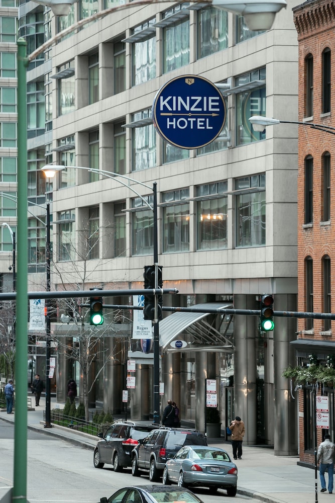 Kinzie Hotel — Hotel building in Chicago, Illinois