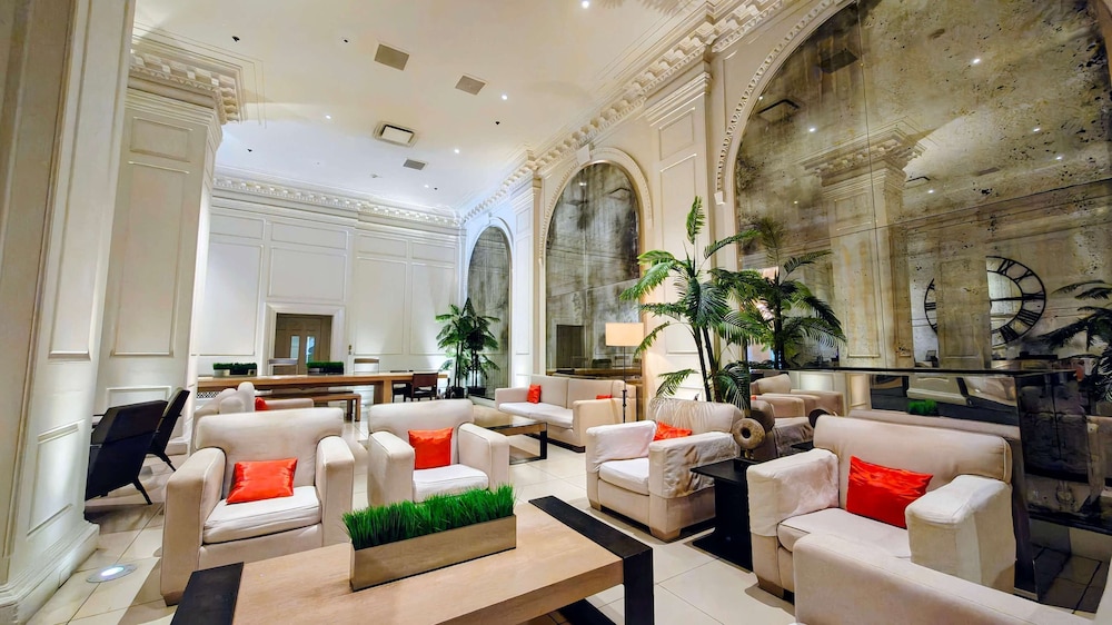 The Chicago Hotel Collection Ambassador Gold Coast — Hotel building in Chicago, Illinois