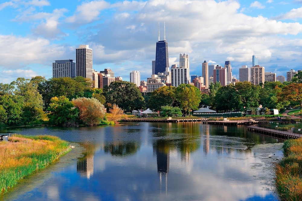 The Chicago Hotel Collection Ambassador Gold Coast — Attractions in the area in Chicago, Illinois