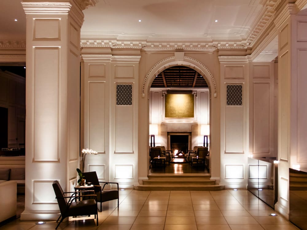 The Chicago Hotel Collection Ambassador Gold Coast — Restaurant & bars in Chicago, Illinois
