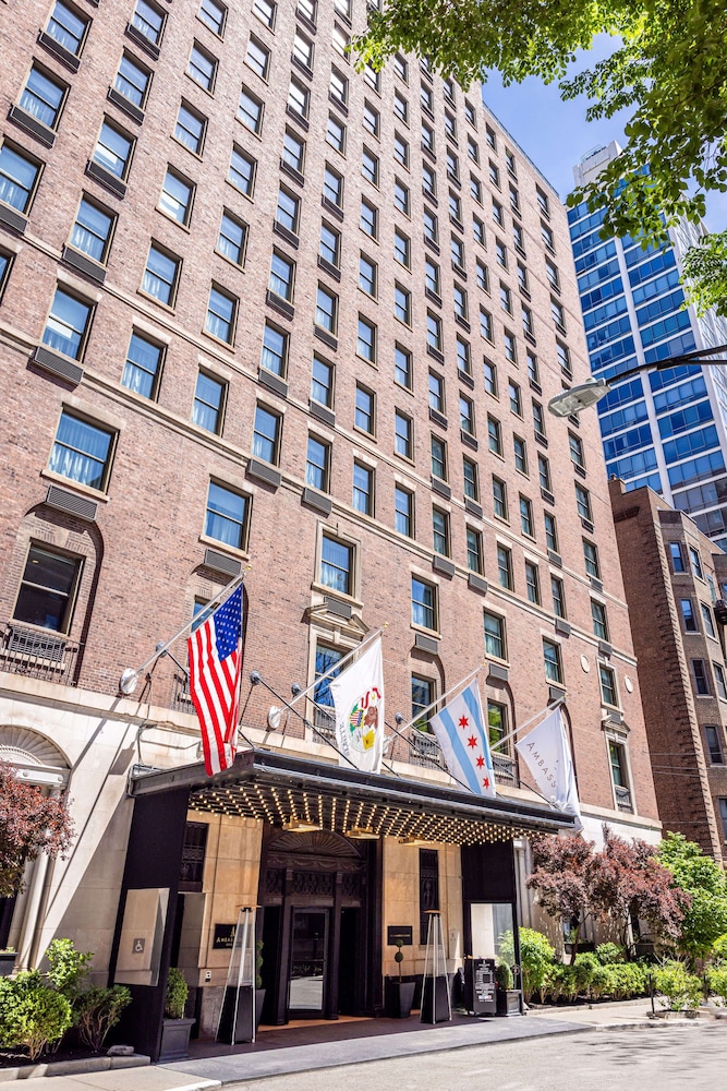 The Chicago Hotel Collection Ambassador Gold Coast — Main photo in Chicago, Illinois