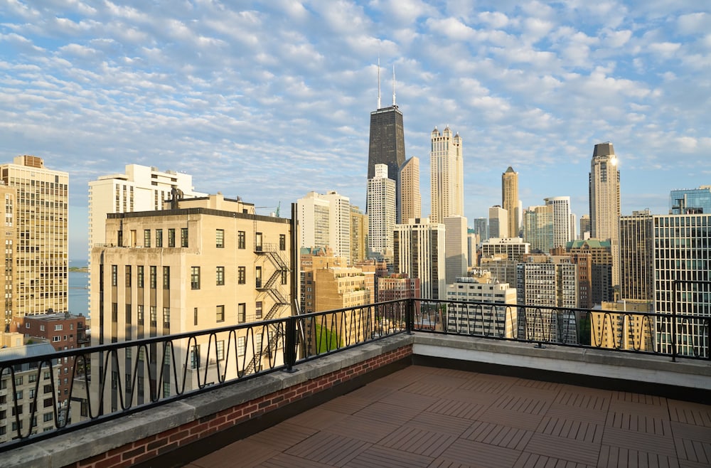 The Chicago Hotel Collection Ambassador Gold Coast — Attractions in the area in Chicago, Illinois