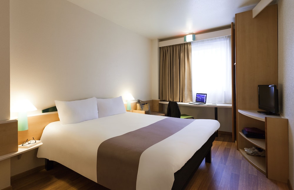 ibis Lisboa José Malhoa — Hotel rooms in Lisbon, Lisboa