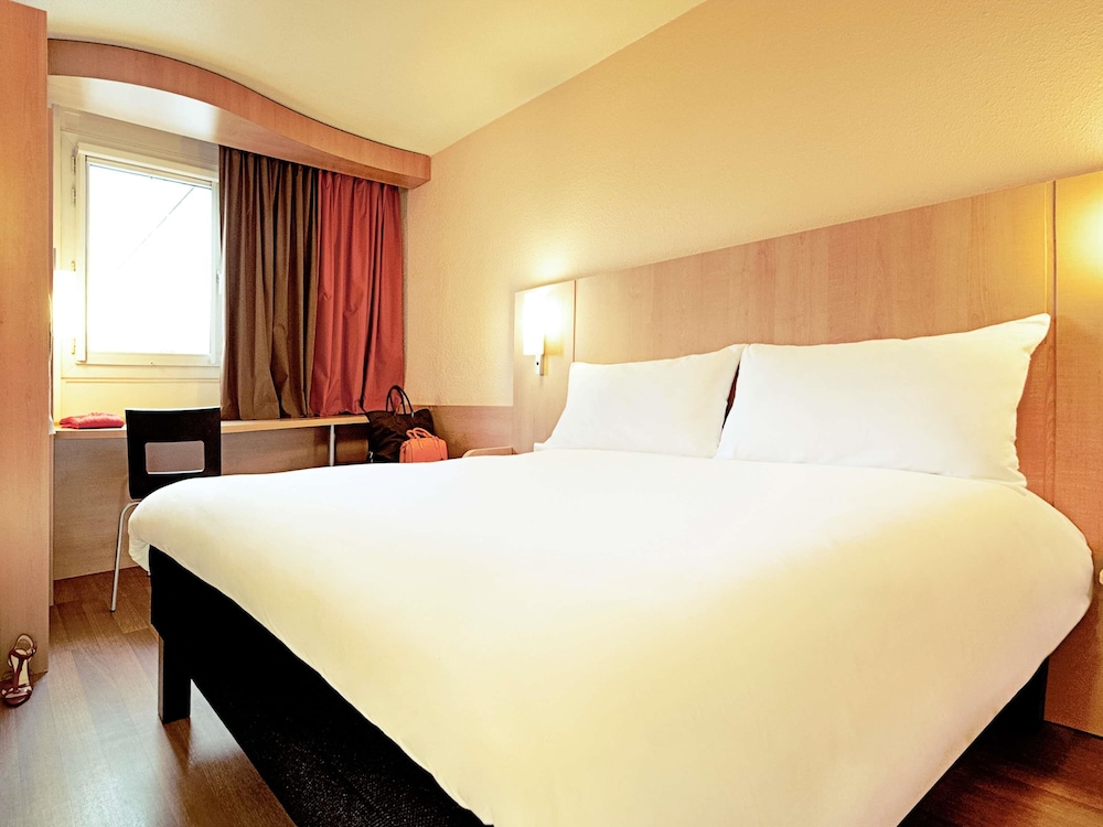 ibis Lisboa José Malhoa — Hotel rooms in Lisbon, Lisboa