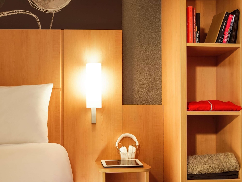 ibis Lisboa José Malhoa — Hotel rooms in Lisbon, Lisboa