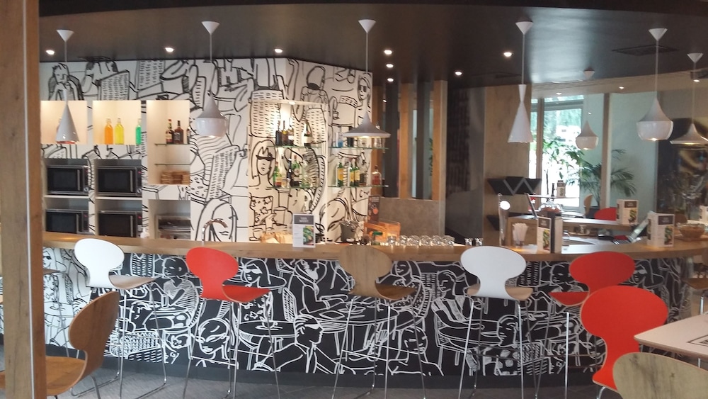 ibis Lisboa José Malhoa — Restaurant & bars in Lisbon, Lisboa