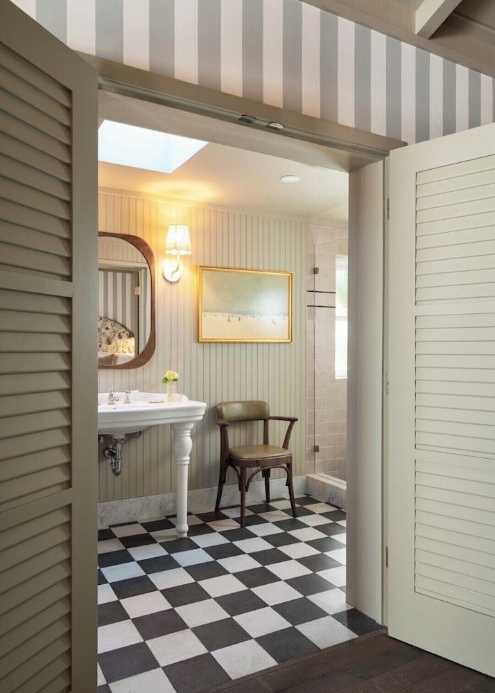 Le Petit Pali Brentwood West Los Angeles — Hotel rooms in Los Angeles, California