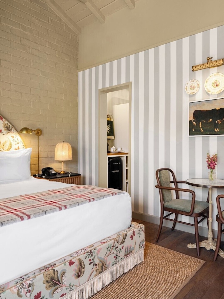 Le Petit Pali Brentwood West Los Angeles — Hotel rooms in Los Angeles, California
