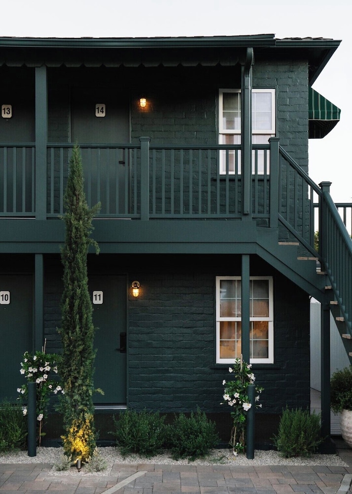 Le Petit Pali Brentwood West Los Angeles — Hotel building in Los Angeles, California