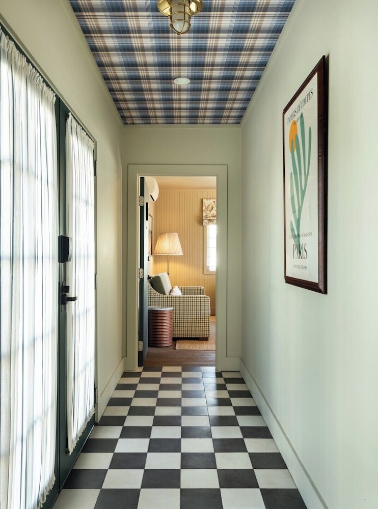 Le Petit Pali Brentwood West Los Angeles — Hotel building in Los Angeles, California